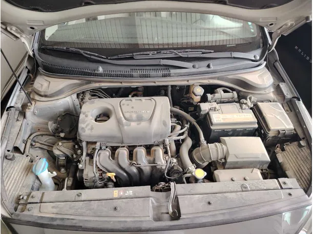 Car image 25