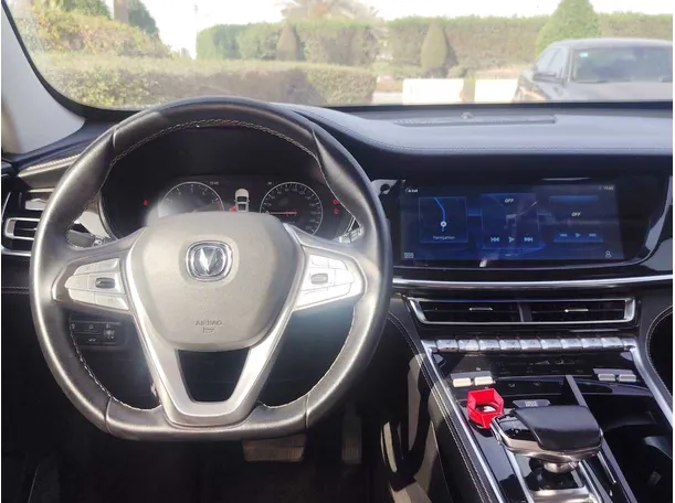 Car image 23