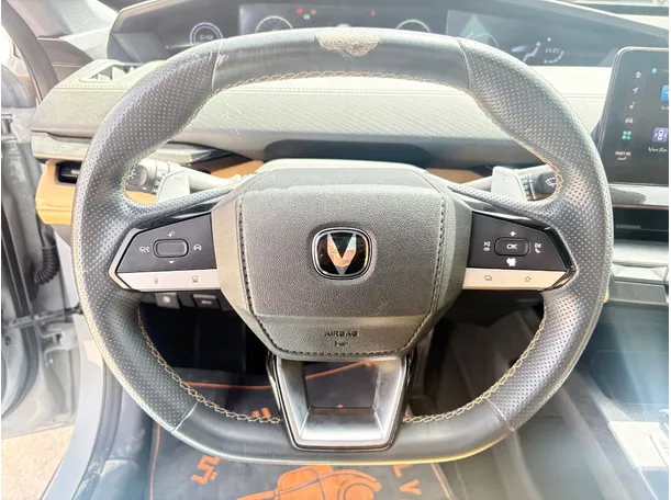Car image 22