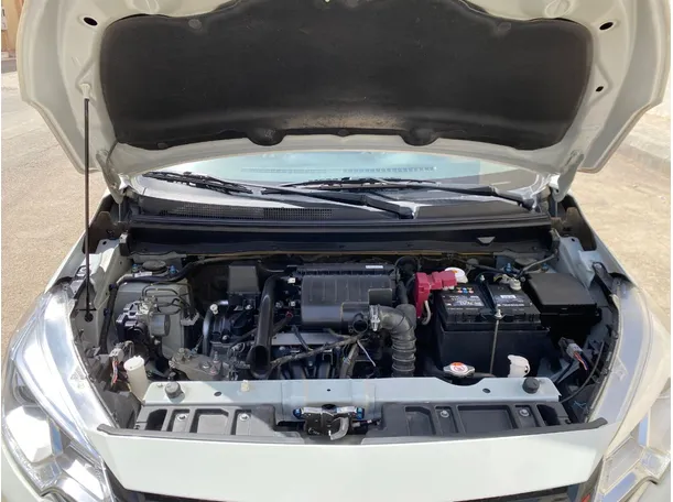 Car image 24