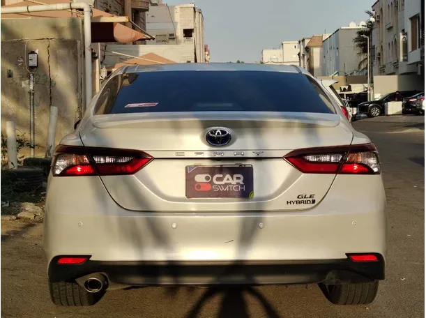 Car image 6