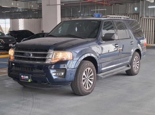 2015 Ford Expedition in Dubai
