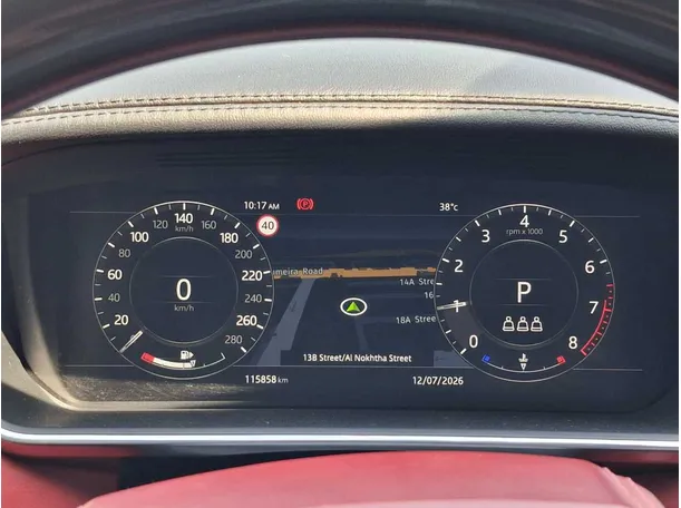 Car image 19