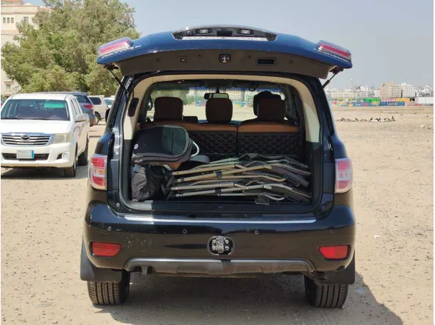 Car image 27