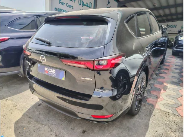 Car image 5
