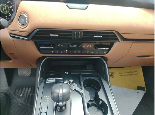 Car image 27