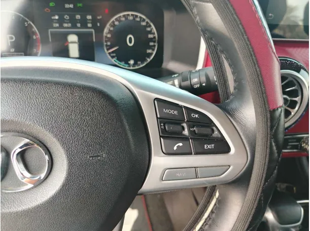 Car image 42