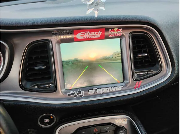Car image 26