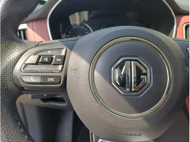 Car image 20