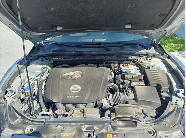 Car image 23