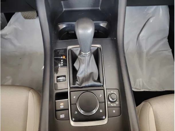Car image 22