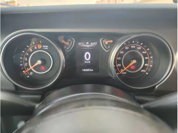 Car image 28