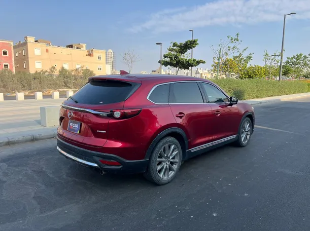 Car image 5