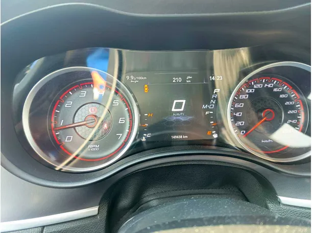 Car image 24