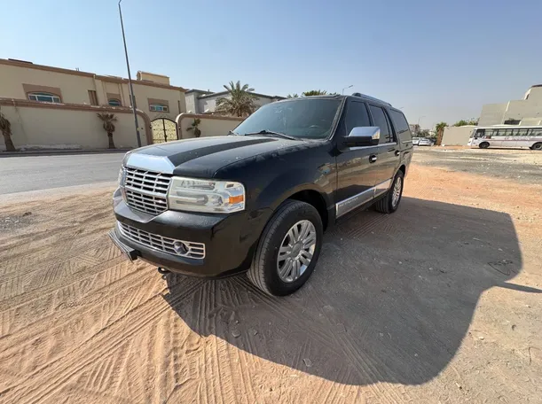 2014 Lincoln Navigator in Riyadh