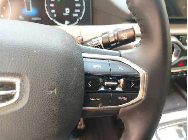 Car image 43