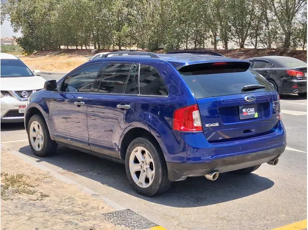 Car image 7
