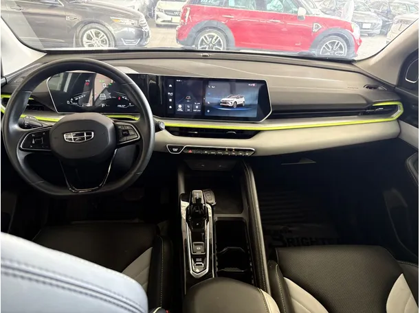 Car image 20