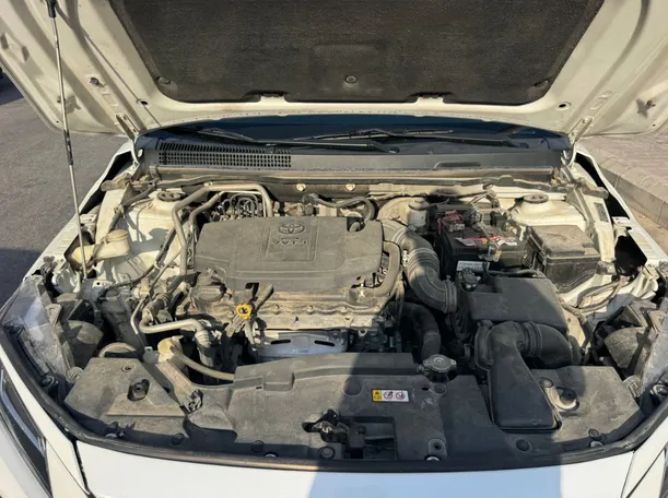Car image 21