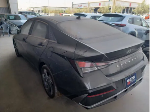 Car image 6
