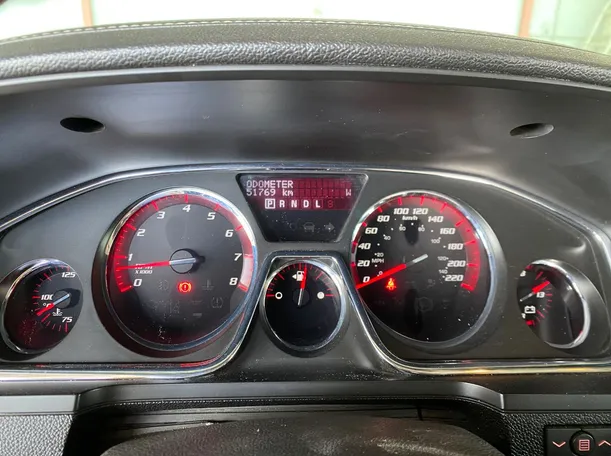 Car image 20
