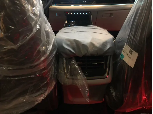 Car image 21
