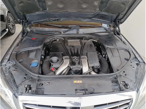 Car image 27