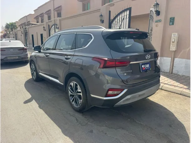 Car image 7