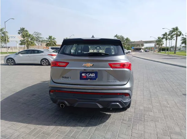 Car image 6