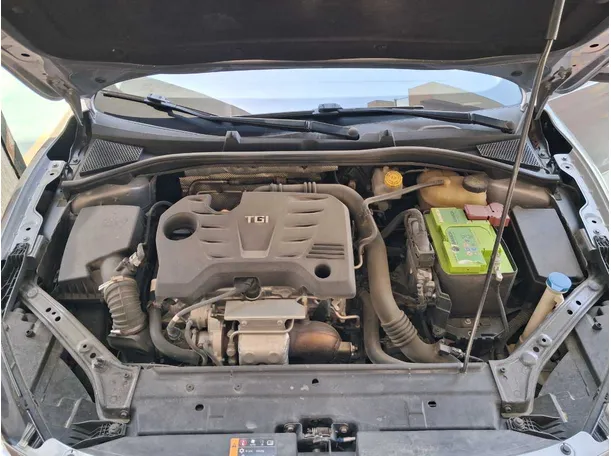 Car image 21