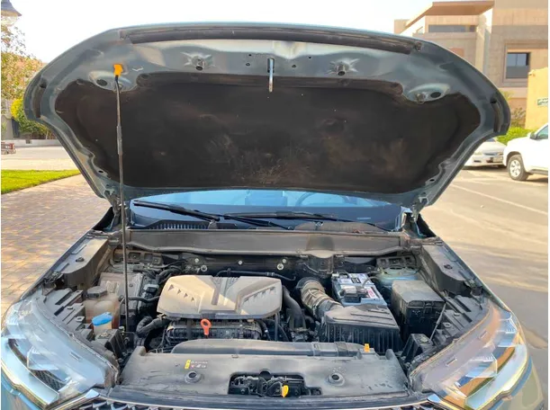 Car image 28