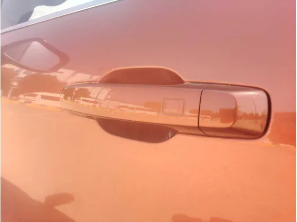 Car image 33