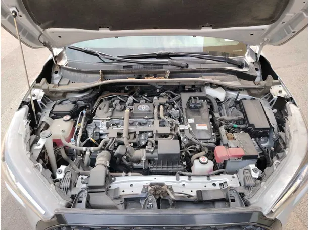 Car image 32