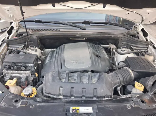 Car image 21