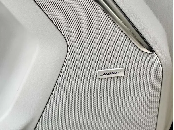 Car image 36