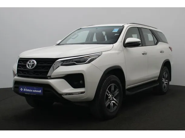 2022 Toyota Fortuner in Dubai