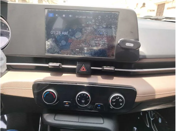 Car image 23