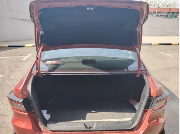 Car image 22