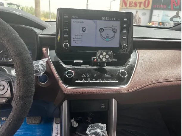 Car image 18