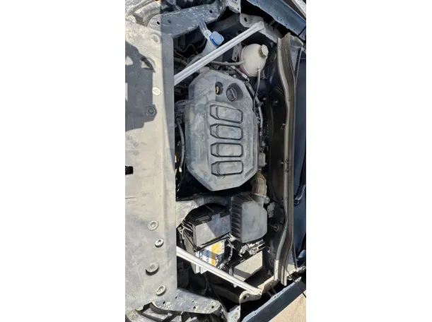 Car image 26