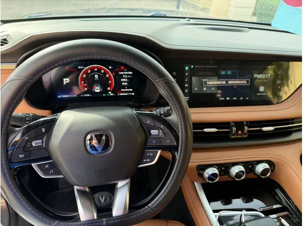 Car image 18