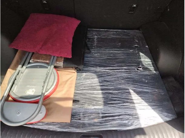 Car image 33