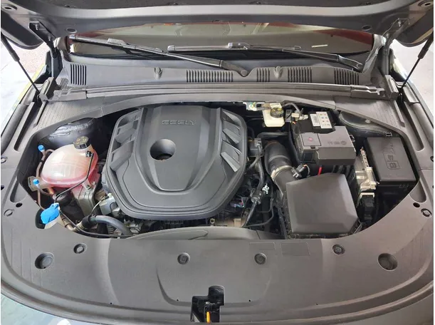 Car image 20