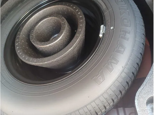 Car image 22
