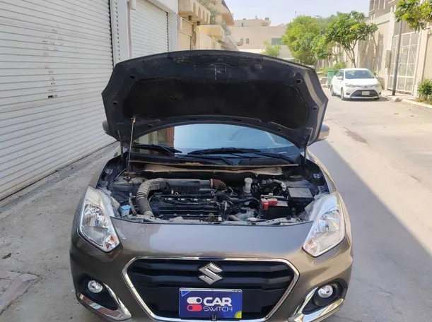 Car image 25