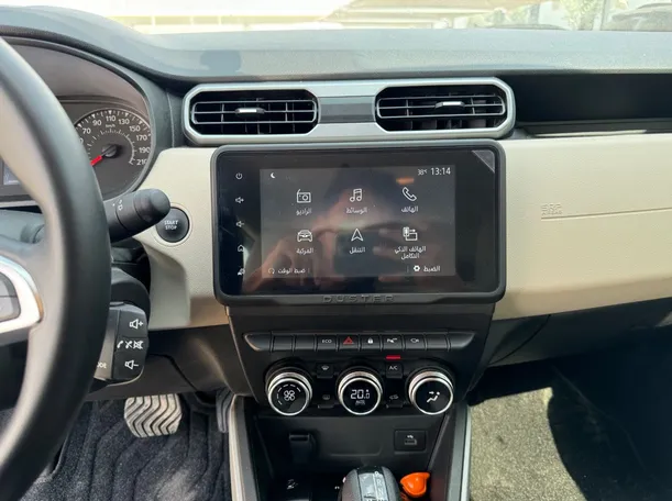 Car image 18