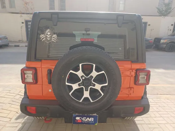 Car image 6