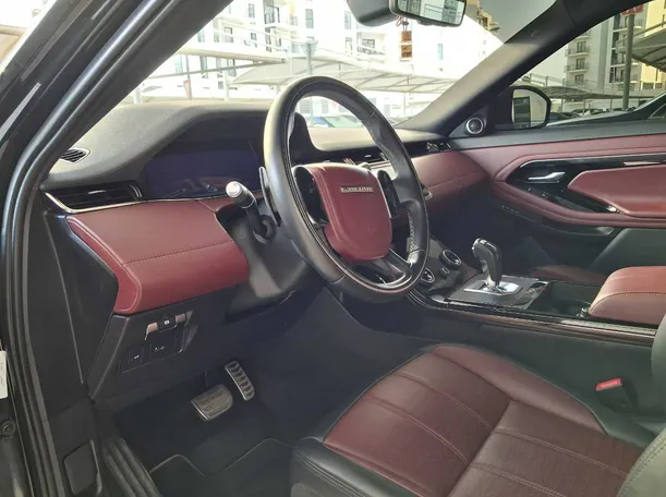 Car image 10