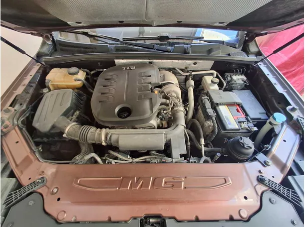 Car image 21