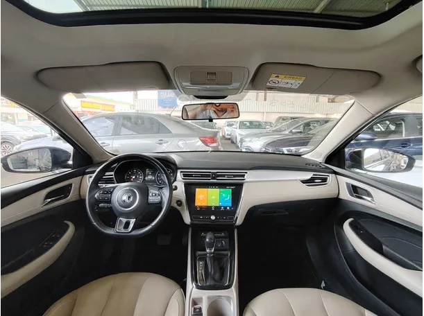 Car image 23